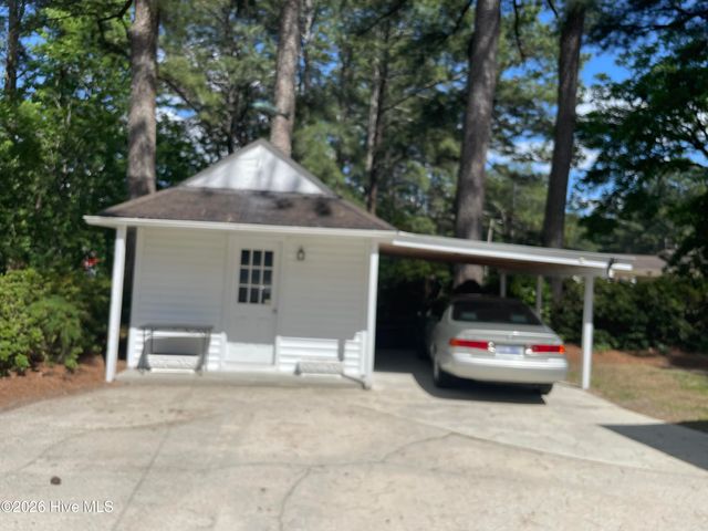 1501 Brownlea Drive, Greenville, NC 27858
