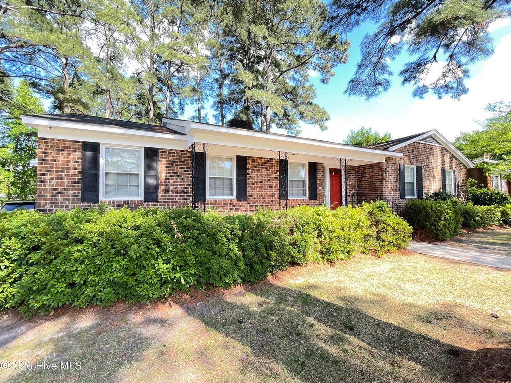 1501 Brownlea Drive, Greenville, NC 27858