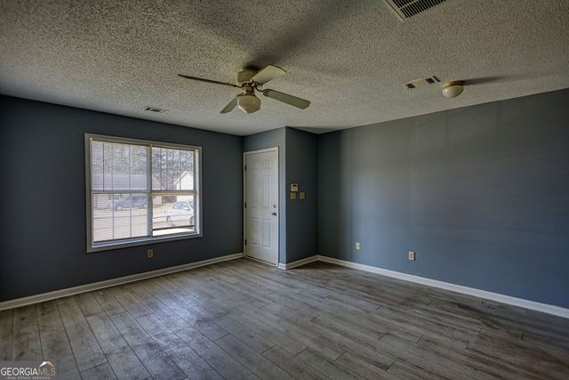 2313 Laura Court NE, Milledgeville, GA 31061