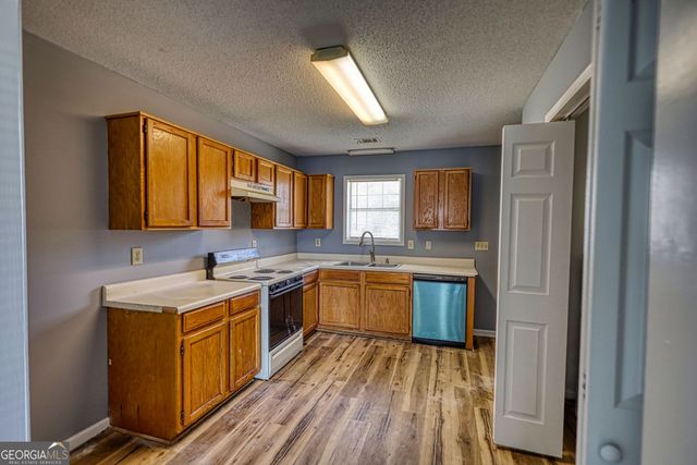 2313 Laura Court NE, Milledgeville, GA 31061