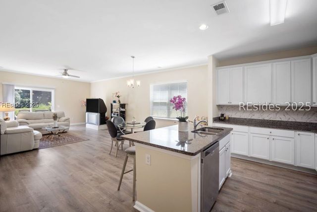 9 Woodland Ct, Bluffton, SC 29910