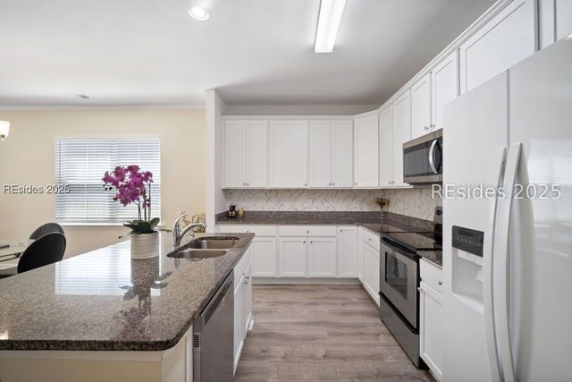 9 Woodland Ct, Bluffton, SC 29910