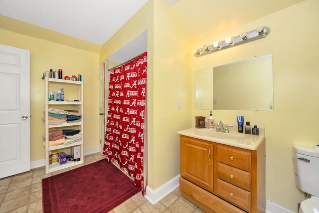 84 Scott Orchard Rd, Taft, TN 38488