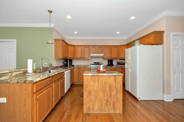 84 Scott Orchard Rd, Taft, TN 38488