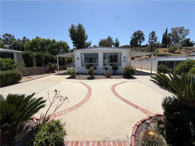 22895 Skylink Drive, Canyon Lake, CA 92587