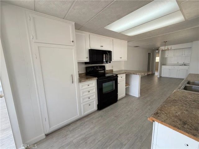 22895 Skylink Drive, Canyon Lake, CA 92587