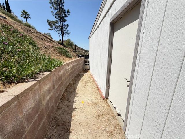 22895 Skylink Drive, Canyon Lake, CA 92587
