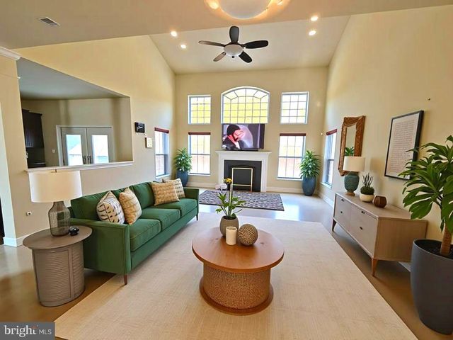 5823 DEEP CREEK DR, Fredericksburg, VA 22407