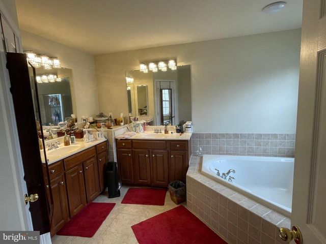 5823 DEEP CREEK DR, Fredericksburg, VA 22407