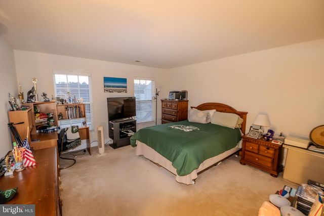 5823 DEEP CREEK DR, Fredericksburg, VA 22407