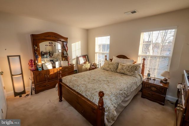 5823 DEEP CREEK DR, Fredericksburg, VA 22407