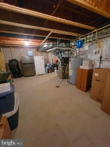 5823 DEEP CREEK DR, Fredericksburg, VA 22407