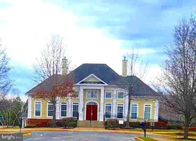 5823 DEEP CREEK DR, Fredericksburg, VA 22407