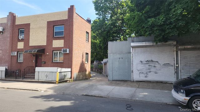7432 Calamus Avenue, Elmhurst, NY 11373