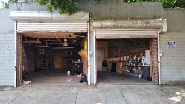 7432 Calamus Avenue, Elmhurst, NY 11373