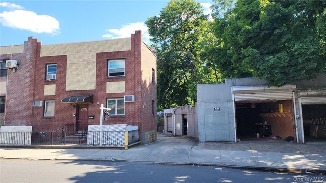 7432 Calamus Avenue, Elmhurst, NY 11373