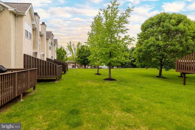 107 ROLLING HILL DR, Plymouth Meeting, PA 19462