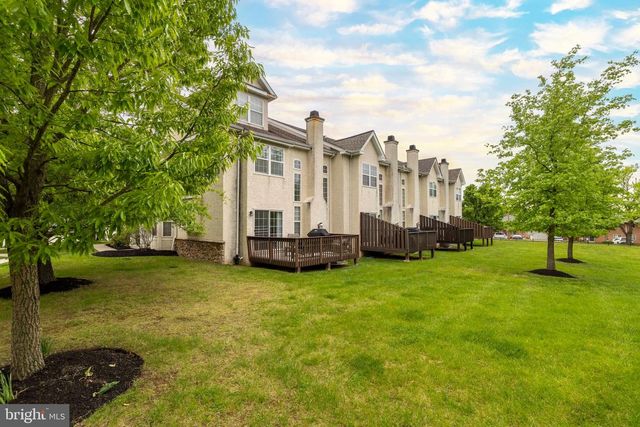 107 ROLLING HILL DR, Plymouth Meeting, PA 19462