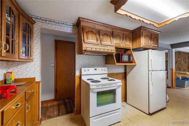 9444 Chestnut Ridge Road, Royalton, NY 14105