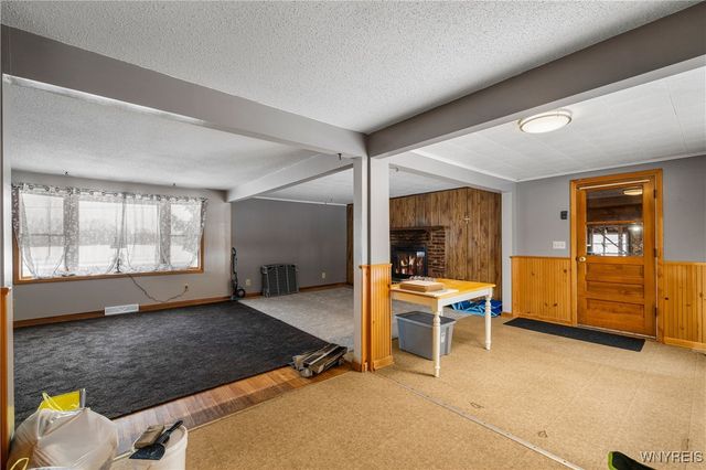 9444 Chestnut Ridge Road, Royalton, NY 14105