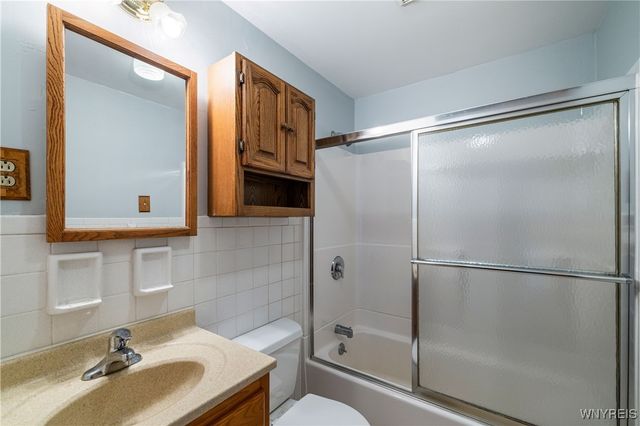 9444 Chestnut Ridge Road, Royalton, NY 14105