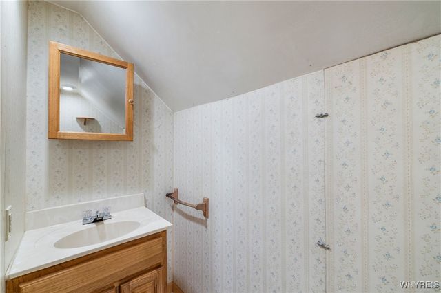 9444 Chestnut Ridge Road, Royalton, NY 14105