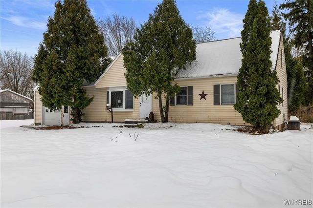 9444 Chestnut Ridge Road, Royalton, NY 14105