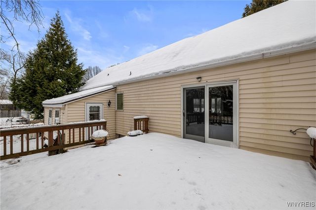 9444 Chestnut Ridge Road, Royalton, NY 14105