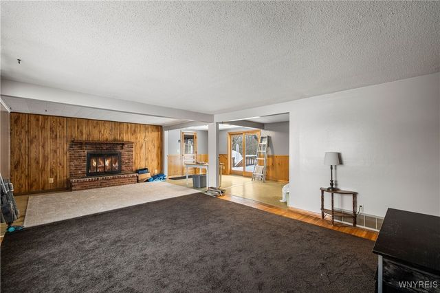 9444 Chestnut Ridge Road, Royalton, NY 14105