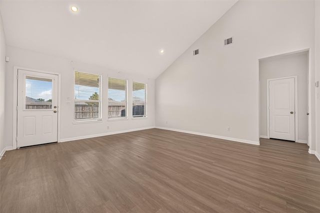 3302 Driftwood Meadow Lane, Richmond, TX 77406