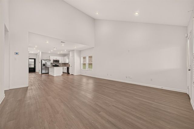 3302 Driftwood Meadow Lane, Richmond, TX 77406