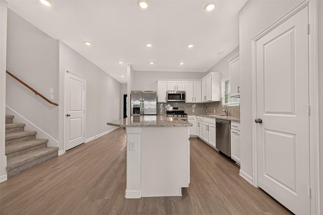 3302 Driftwood Meadow Lane, Richmond, TX 77406
