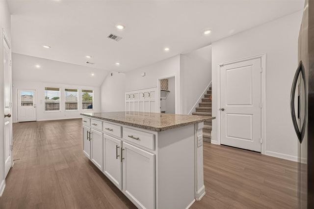 3302 Driftwood Meadow Lane, Richmond, TX 77406