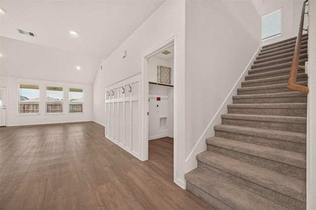 3302 Driftwood Meadow Lane, Richmond, TX 77406