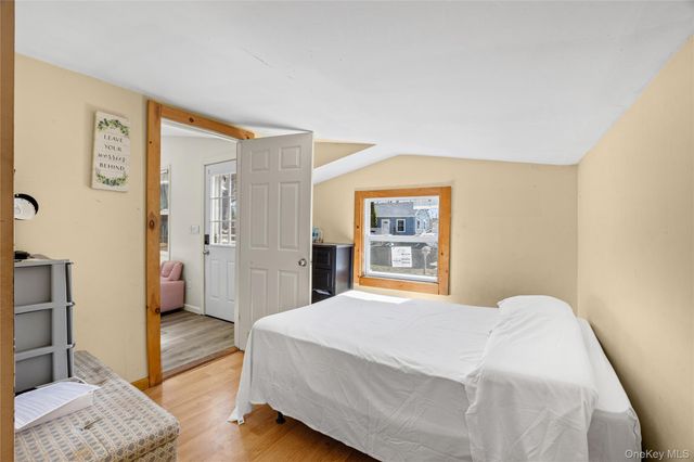 255 26th Street, Copiague, NY 11726