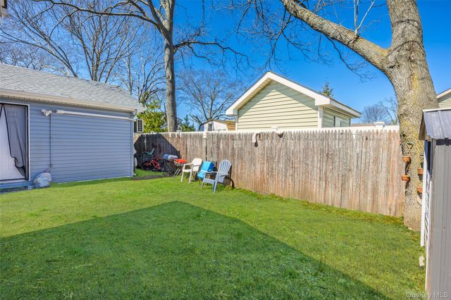 255 26th Street, Copiague, NY 11726