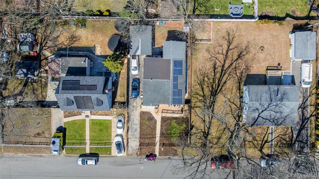 255 26th Street, Copiague, NY 11726
