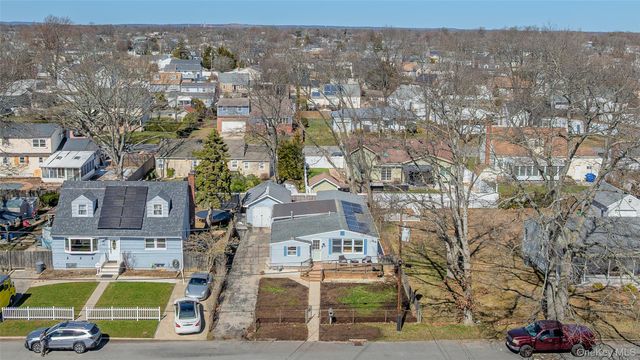 255 26th Street, Copiague, NY 11726