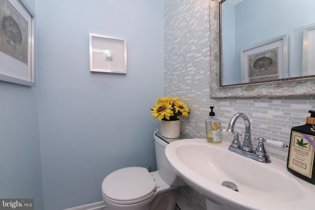 5 DETWEILER LN, Ambler, PA 19002