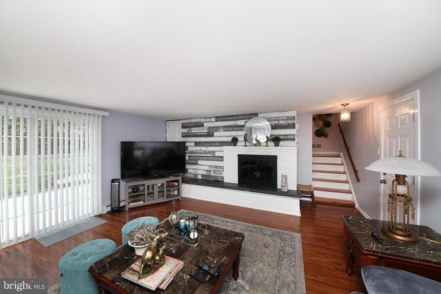 5 DETWEILER LN, Ambler, PA 19002