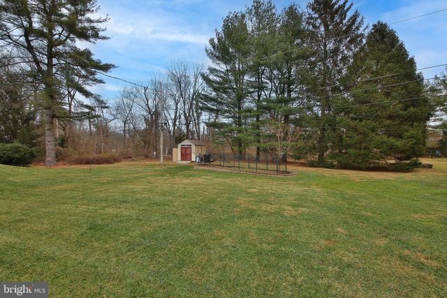 5 DETWEILER LN, Ambler, PA 19002