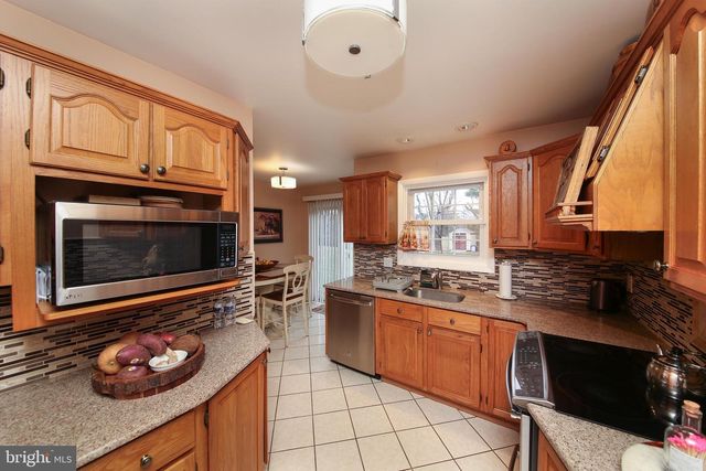 5 DETWEILER LN, Ambler, PA 19002