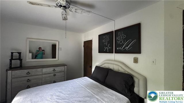33 Eliot Lane, Penn Forest Twp, PA 18210