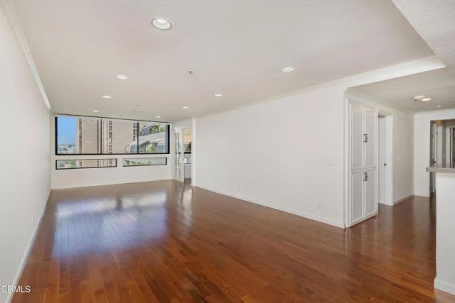 880 W 1st Street 618, Los Angeles, CA 90012