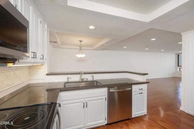 880 W 1st Street 618, Los Angeles, CA 90012