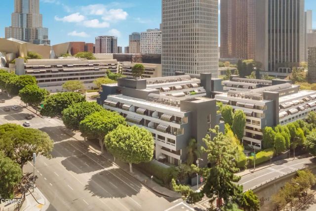 880 W 1st Street 618, Los Angeles, CA 90012