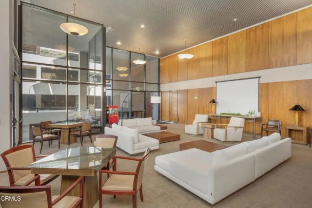 880 W 1st Street 618, Los Angeles, CA 90012