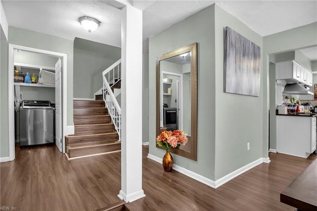 1720 Joplin LN, Virginia Beach, VA 23464