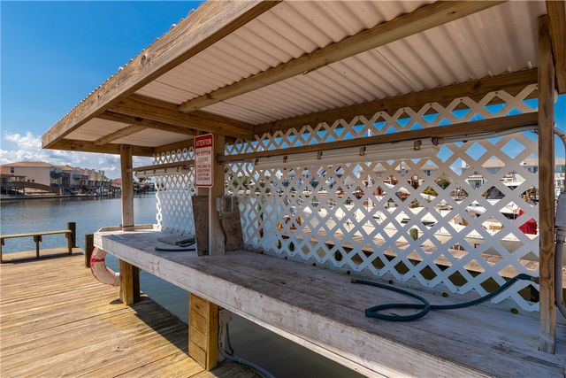 14300 S Padre Island Dr 177, Corpus Christi, TX 78418