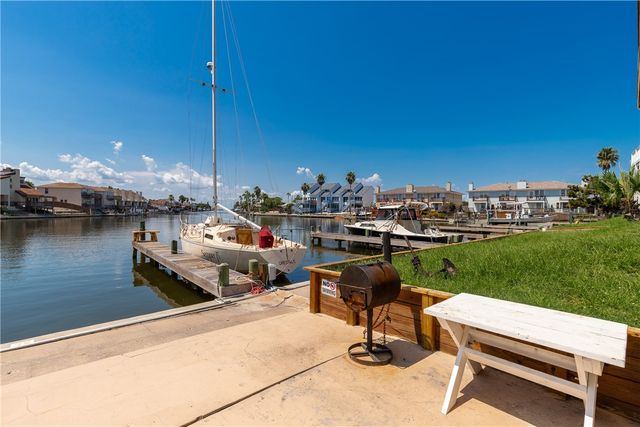 14300 S Padre Island Dr 177, Corpus Christi, TX 78418